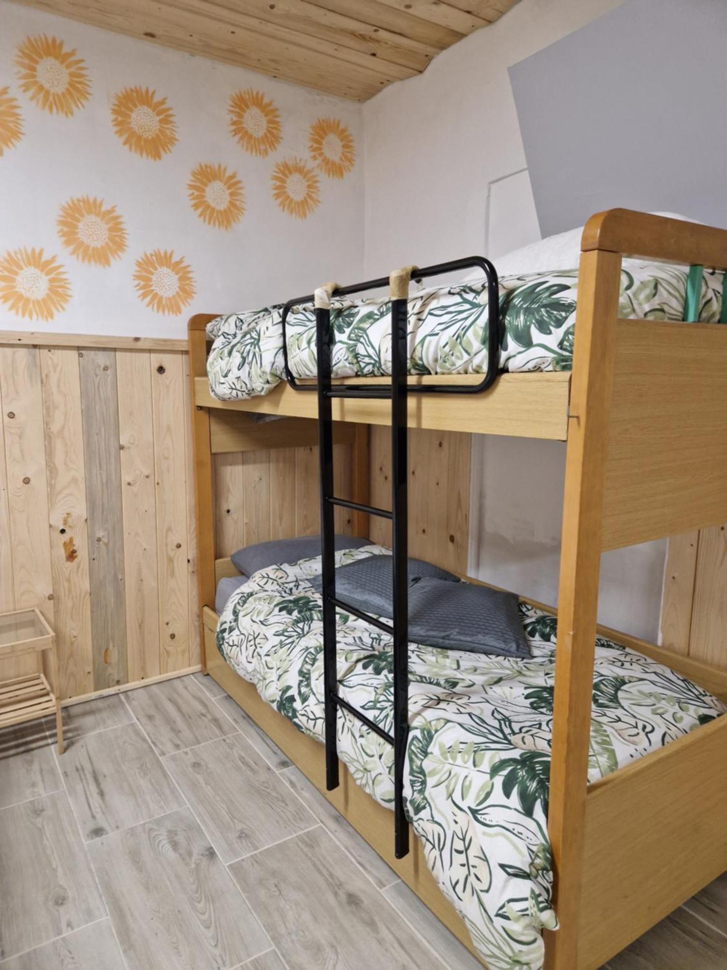 Underground Home Vicino Metropolitana Comasina Cormano Eksteriør bilde